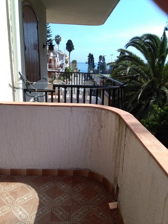 Holiday Home Recanati Giardini-Naxos Exterior foto